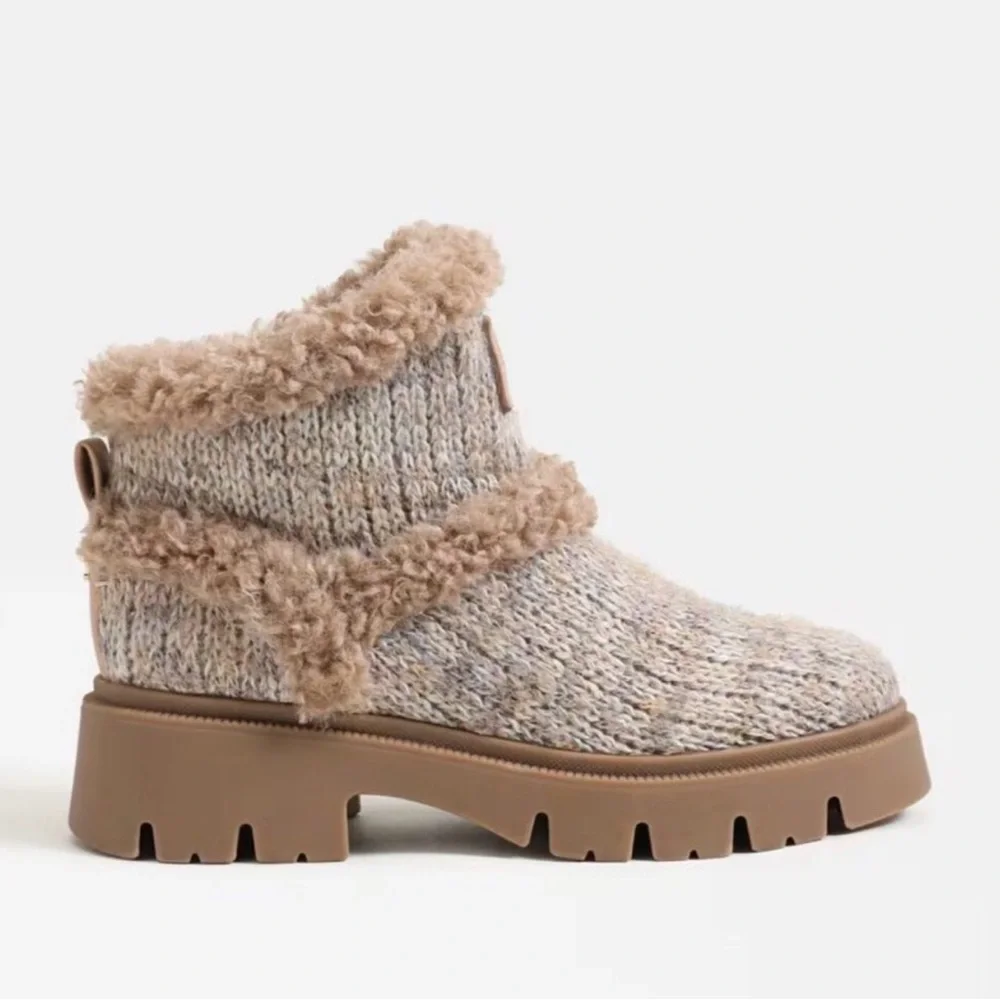 Sam Edelman Tan Knit Faux-Shearling Lug Ankle Boots